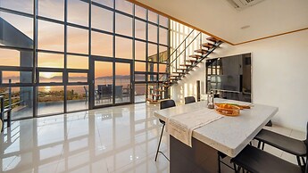 Geoje Ahat Spa Pension