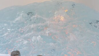 Geoje Ahat Spa Pension