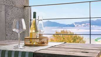 Geoje Ahat Spa Pension