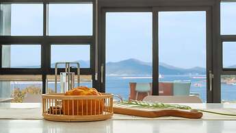 Geoje Ahat Spa Pension