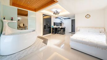 Geoje Ahat Spa Pension