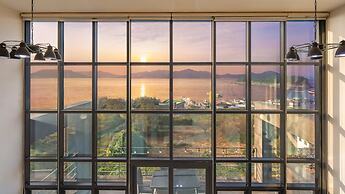 Geoje Ahat Spa Pension