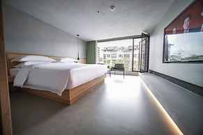 HUANG GUO SHU DUO BEI YUN SHE HOTEL