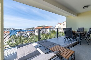 Luxury Living at Horizon Retreat