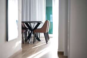 Luxury Living at Horizon Retreat