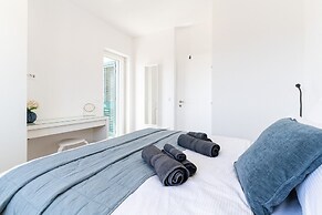 Luxury Living at Horizon Retreat