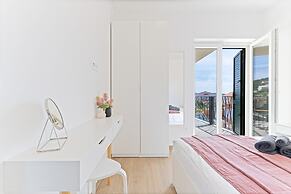 Luxury Living at Horizon Retreat