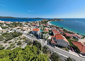 Luxury Living at Horizon Retreat