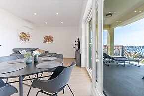 Luxury Living at Horizon Retreat