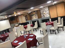 Hotel Kohinoor Plaza