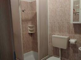 Bright and Modern: Fully Furnished Krk Apartments With Private Parking