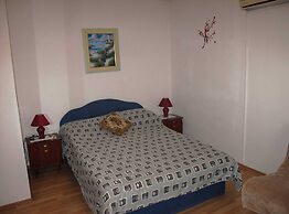 Bright and Modern: Fully Furnished Krk Apartments With Private Parking