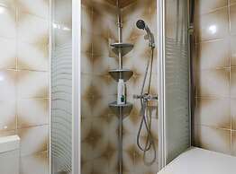 Classic and Trendy Apartment With Terrace