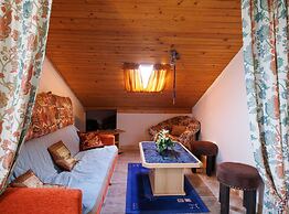 Classic and Trendy Apartment With Terrace