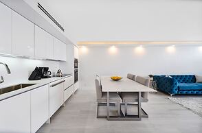 Turquoise Waves Direct View