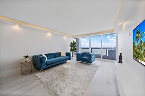 Turquoise Waves Direct View