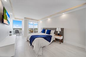 Turquoise Waves Direct View