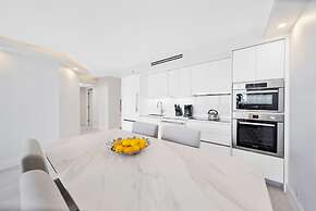 Turquoise Waves Direct View