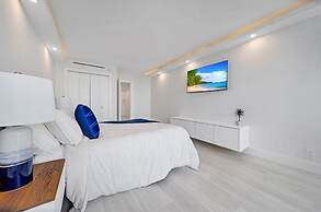 Turquoise Waves Direct View