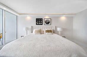 Turquoise Waves Direct View