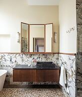 This Time Tomorrow in Florence