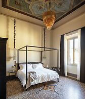 This Time Tomorrow in Florence