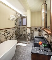 This Time Tomorrow in Florence