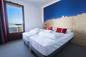 Côté Lac Hostel