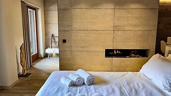 Agarthi Suites