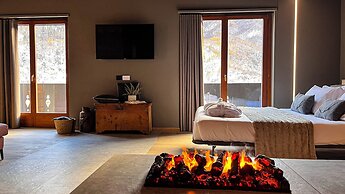 Agarthi Suites