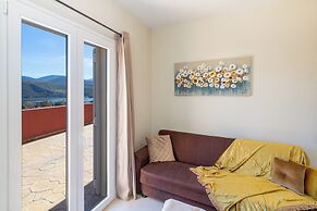 Phevos Seaview Apartment