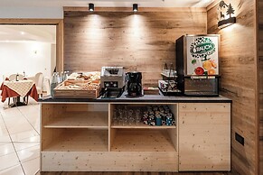 Hotel Garni Meledrio