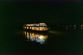Kerala Nature Houseboat by Coco floatel