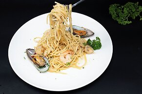 Angkor Mansion & Residence