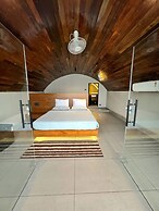 Tira Beach Resort