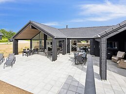 5 Star Holiday Home in Sydals