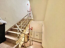 Hotel Janaki - near Ghats & Temples