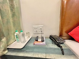 Hotel Janaki - near Ghats & Temples