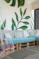 Sea City and Mountain View Apartment