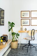 Sea City and Mountain View Apartment