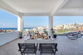 Sea City and Mountain View Apartment