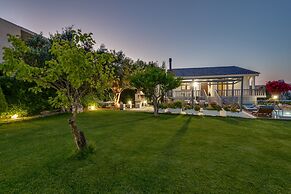 Santy Villa - Gerani