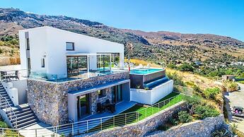 Villa Con Vista- Heated Pool 4 bdr Sleeps 8