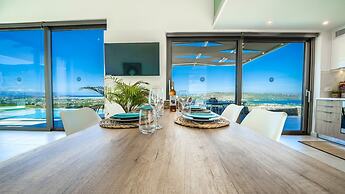 Villa Con Vista- Heated Pool 4 bdr Sleeps 8