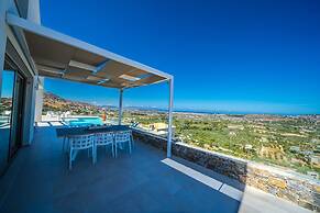 Villa Con Vista- Heated Pool 4 bdr Sleeps 8