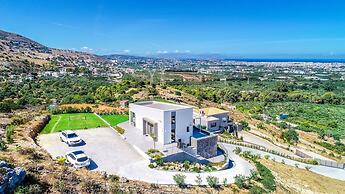 Villa Con Vista- Heated Pool 4 bdr Sleeps 8