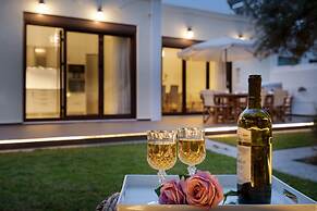 Chania Boutique Villa - Steps From the Beach