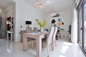 Chania Boutique Villa - Steps From the Beach