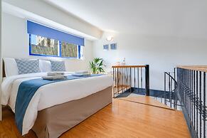 Beach House Kalamaki Steps Away From the Beach