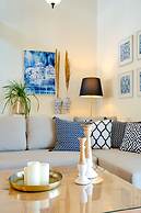 Beach House Kalamaki Steps Away From the Beach